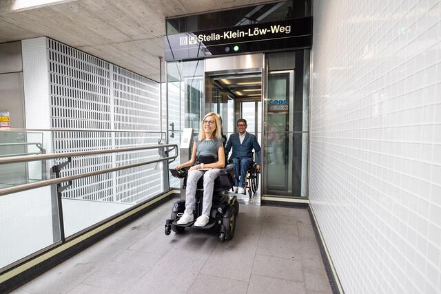 Mehrere Aufzüge und Rolltreppen wollen die Wiener Linien 2025 modernisieren. Ziel sei mehr Barrierefreiheit zu schaffen.  | Foto: Wiener Linien/Simon Wöhrer