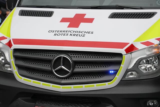 Eine Person wurde bei dem Unfall verletzt. | Foto: Franz Neumayr