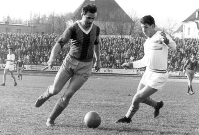 "Turl" Wagner beim Fußballspiel SVS Linz gegen Rapid Wien (3:2) im März 1961. | Foto: Votava / brandstaetter images / picturedesk.com