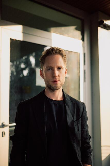 Schauspieler Markus Freistätter kommt zum Künstlergespräch in Baden. | Foto: Philine Hofmann 