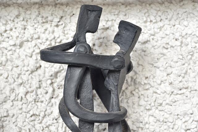 Detail des Kunstwerks aus Schmiedeeisen "Tots conjunt" (Alle zusammen) in Ybbsitz | Foto: Hans-Peter Kriener