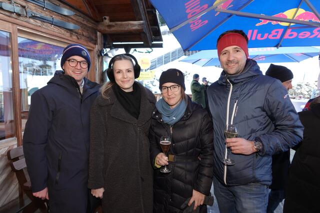Aufwärmen auf der Jaga-Alm. | Foto: Blinzer, Verderber