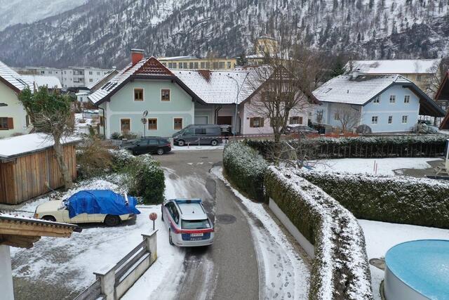 Mutmaßlicher Mordversuch: Großeinsatz der Polizei in Ebensee | Foto: fotokerschi.at/Kaltenleitner