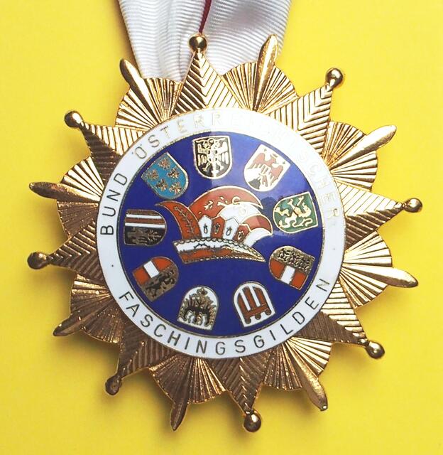 Der Bundesverdienstorden, eine wertschätzende Anerkennung für besonders aktive Faschingsgildenangehörige Österreichs | Foto: R. Wehrl und M. Gartner