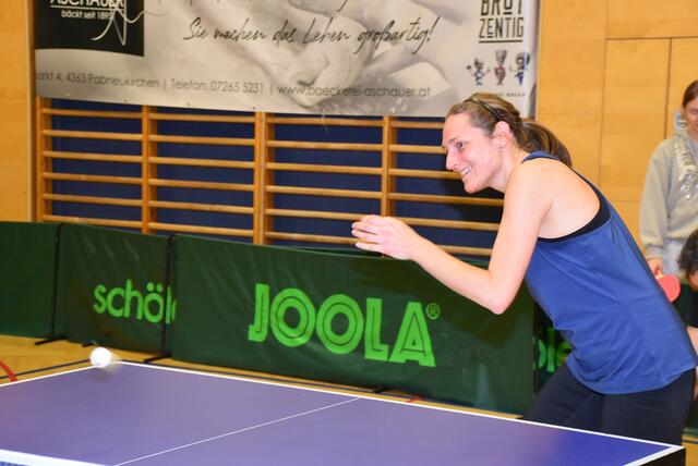 24 Stunden Tischtennis Marathon 2025 in Pabneukirchen. Siegerin Sabrina Pölz.  | Foto: Zinterhof