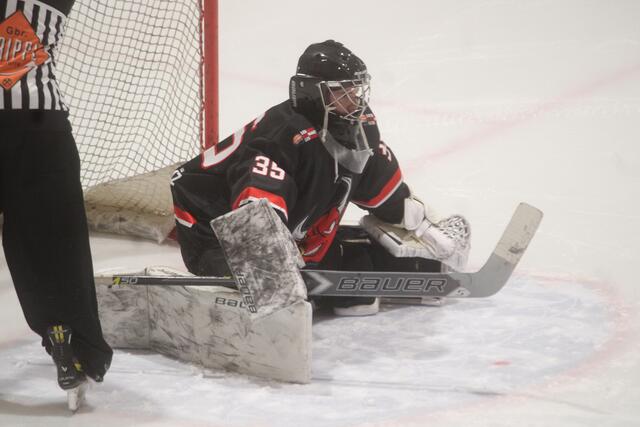 Der Goalie der EC Bulls Weiz hatte im Spiel gegen die Zeltweger neunmal das Nachsehen. | Foto: MeinBezirk/Hofmüller