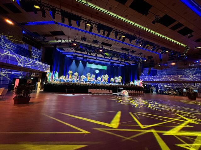 Die Ruhe vor dem (An-)Sturm auf der Tanzfläche. | Foto: MeinBezirk