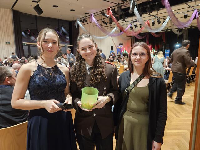 Laura Halbartschlager, Johanna Maurer und Darleen Moser
 | Foto: Simon Glösl