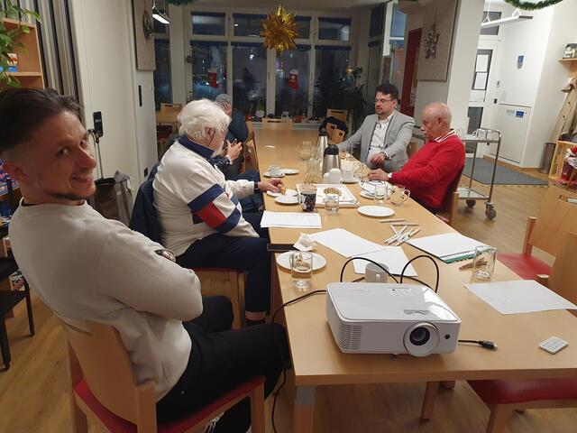 Das Café lädt zum Austausch, zur Selbsthilfe und zur Förderung körperlicher und geistiger Gesundheit ein. | Foto: Corona Gsteu