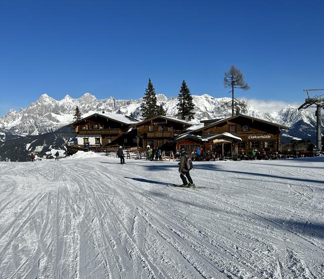 Strahlender Sonnenschein und milde Temperaturen auf den Bergen: Die Weihnachtsferien präsentierten sich dieses Mal von ihrer schönsten Seite. | Foto: Schneeberger