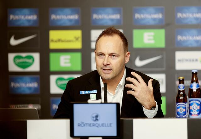 Thomas Tebbich muss mit Millionen-Abschlägen kalkulieren. | Foto: GEPA