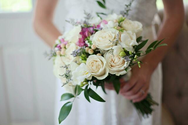 Der passende Blumenschmuck für Ihre Hochzeit. | Foto: Pexels