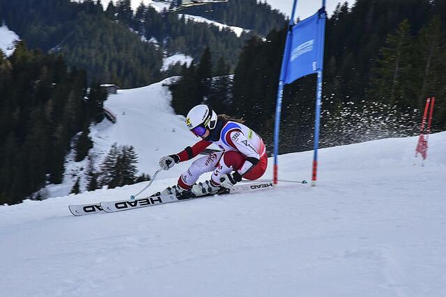 Top-Leistung von Lena Erharter vom SV Thiersee.  | Foto: WSV Söll / Hörl