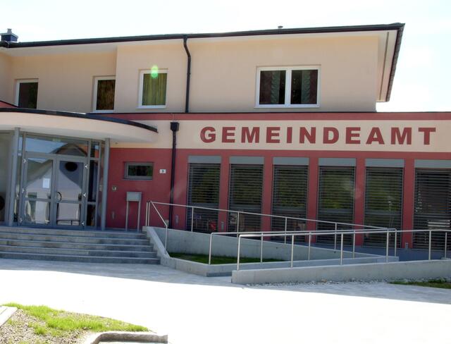 Gemeindeamt Warth.