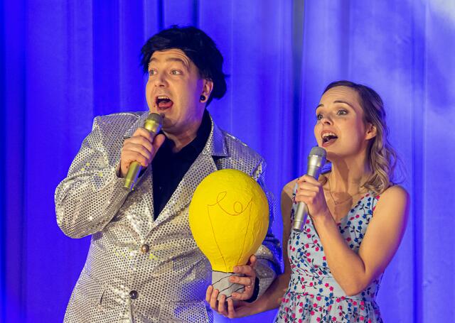 "Fang das Licht" mit Thomas Fessl und Elisabeth Heilinger | Foto: R. Wehrl und M. Gartner