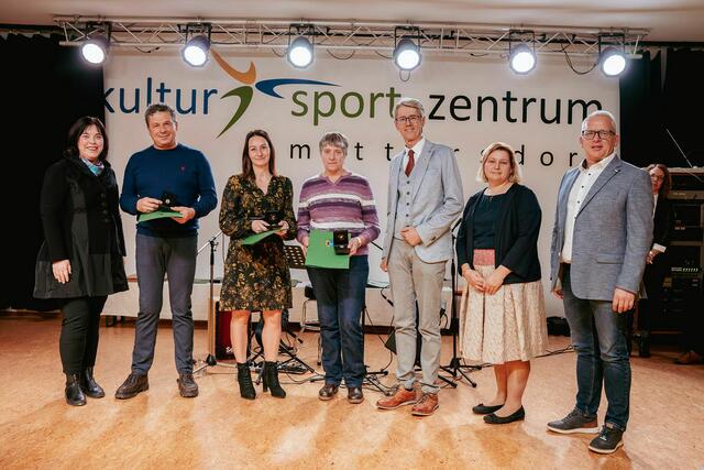 Verleihung der Bronzenen Ehrennadel  | Foto: Marktgemeinde Mettersdorf