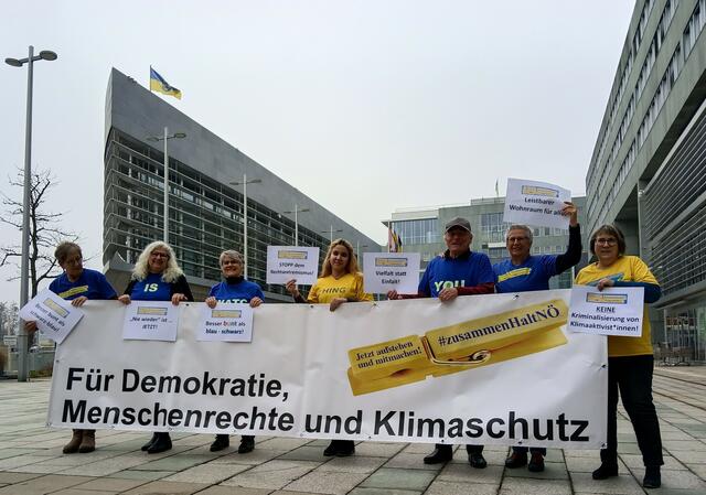 #ZusammenHaltNÖ ist eine Zivilgesellschaft die sich primär für Menschenrechte und Klimaschutz engagiert. | Foto: #ZusammenHaltNÖ