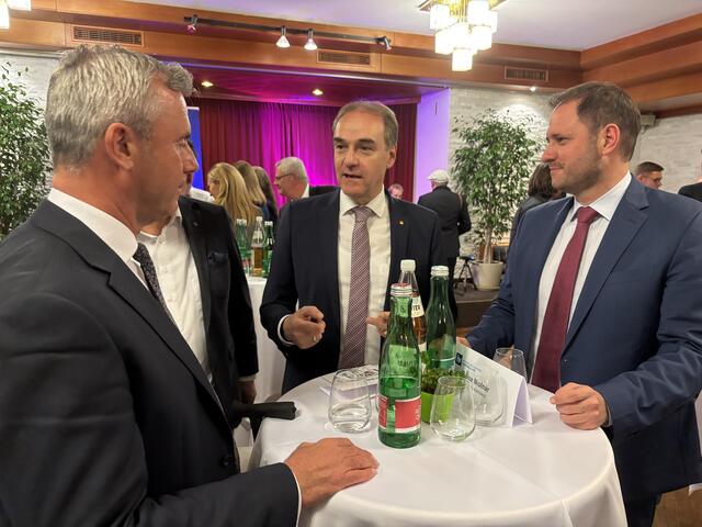 Im Gespräch: Norbert Hofer, Leo Schneemann und Christian Sagartz | Foto: Tscheinig