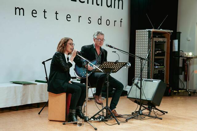 Amtsleiter Herbert Kaufmann und seine Tochter Sarah Trummer | Foto: Marktgemeinde Mettersdorf