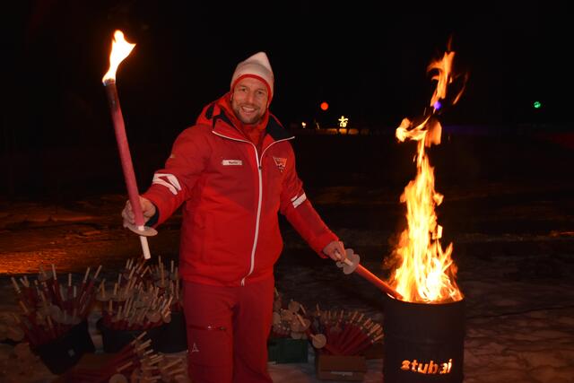 Die Fackelwanderungen bei Skischulleiter Martin Ofer und seinem Team sind sehr beliebt. | Foto: Kainz