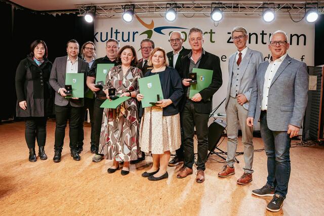 Verleihung  der Silbernen Ehrennadel | Foto: Marktgemeinde Mettersdorf