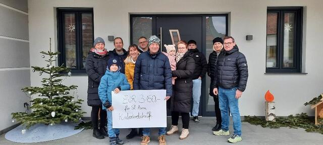 Eine tolle Spendensumme kam auch beim letzten Adventmarkt in Alberndorf zusammen. | Foto: Wollner