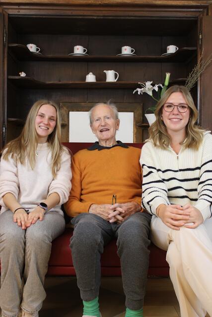 Die 5PC der Mode Produkt Mödling besuchte das Malteser Ordenshaus in Wien. | Foto: Mode Produkt Mödling