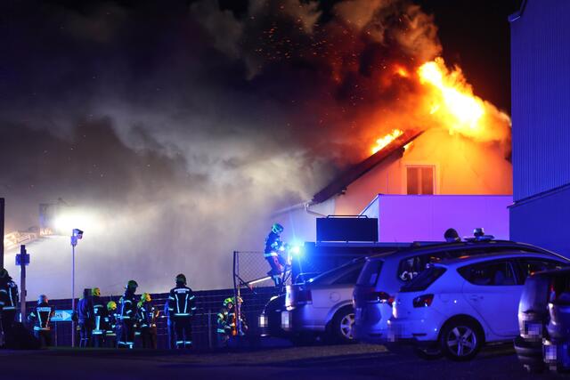 Das Haus von Marina Huber und ihrer Familie ist nun unbewohnbar. | Foto: laumat/Matthias Lauber