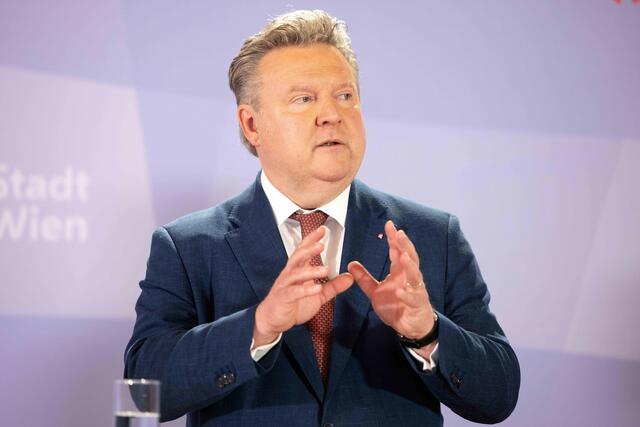Der Wiener Bürgermeister Michael Ludwig (SPÖ) sieht ebenso die Pressefreiheit in Gefahr. | Foto: Michael Indra / SEPA.Media / picturedesk.com