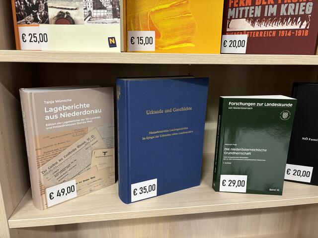 Das Landesarchiv hat mit dem Außendepot ein runderneuertes Refugium.  | Foto: Lawugger