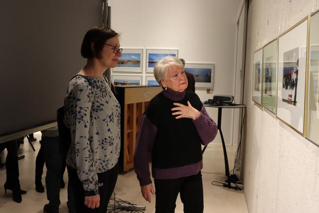 Auch in diesem Jahr war die Ausstellung ein bunter Mix aus unterschiedlichen fotografischen Stilen und Perspektiven. | Foto: Alejandra Ortiz
