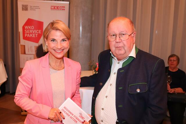 Kristina Sprenger mit Karl Reichspfarrer. | Foto: Manfred Wlasak