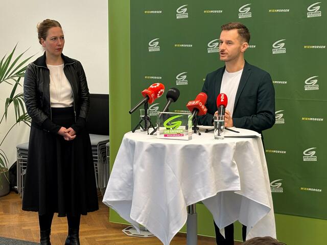 Laut dem Grünen Parteivorsitzenden Peter Krauss würde auch der Öffi-Ausbau in der Stadt bedroht sein. | Foto: Andreas Pölzl/Mein Bezirk