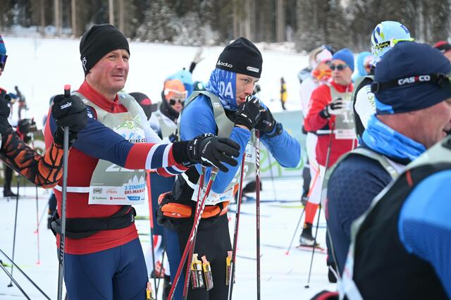 Bereit für den Wettkampf: Robert Pedevilla (l.) und Nachwuchstalent Maximilian Pfurtscheller. Beide landeten im Starterfeld mit über 500 Teilnehmern unter den Top 20! | Foto: privat