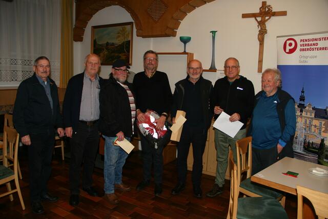 Sieger: v.l. Ernst Hennerbichler, Hans Affenzeller, Johann Haunschmied, Josef Wögerer, Franz Rienesl, Herbert Wiesinger, Sepp Krupka. | Foto: Hans Leitner