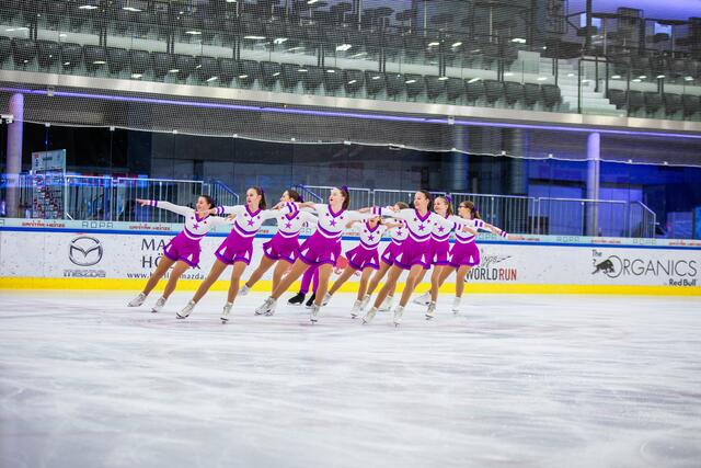 Das Salzburger Team Basic Novice ist österreichischer Schülermeister. Hier in der Eisarena. | Foto: Textmarka