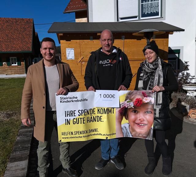 Der Kulturverein konnte 1.000 Euro für den guten Zweck sammeln. | Foto: Kulturverein Limberg