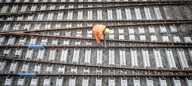 Laut Wiener Linien gibt es Probleme mit einer Weiche. (Symbolfoto) | Foto: Johannes Zinner