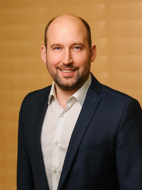 Bürgermeister und Landtagsabgeordnerter (ÖVP) Hannes Schernthaner sprach im MeinBezirk-Gespräch, warum Fusch eine familienfreundliche Gemeinde ist. | Foto: Manuel Horn