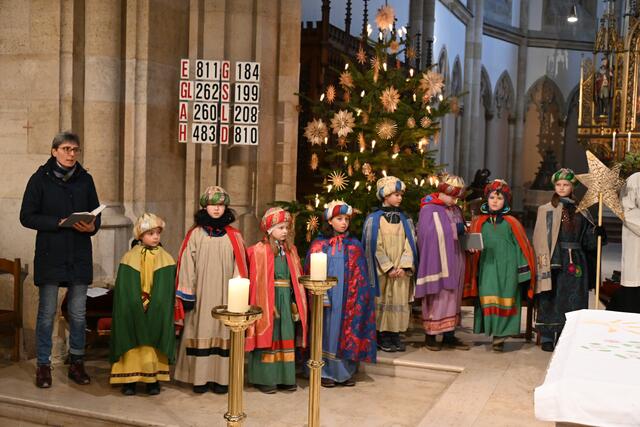 Die Sternsinger der Pfarre zur Frohen Botschaft waren auch heuer wieder in den Grätzln und haben den Menschen die frohe Botschaft vermittelt. Dabei konnten viele Spenden gesammelt werden. | Foto: Pfarre zur Frohen Botschaft/Ute Schellner
