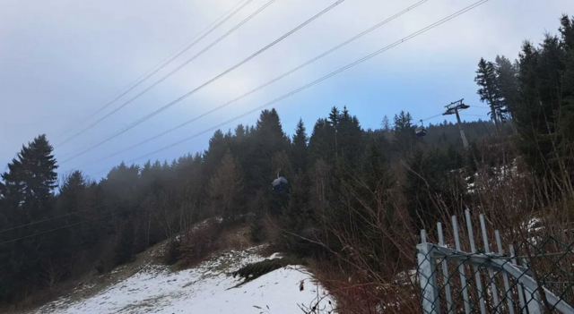 Die Schlägerungsarbeiten werden sich vom Masten in der Nähe des „Huber Angerl´s“ bis zum Masten westlich des Geschiebebeckens erstrecken. Es ist geplant, rund 150 Festmeter Holz von insgesamt sieben Waldeigentümern zu nutzen. I | Foto: Gemeinde Tulfes