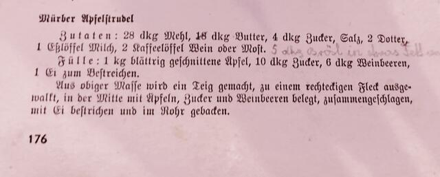 Das originale Apfelstrudelrezept ist sogar noch in Kurrentschrift verfasst.  | Foto: Müller