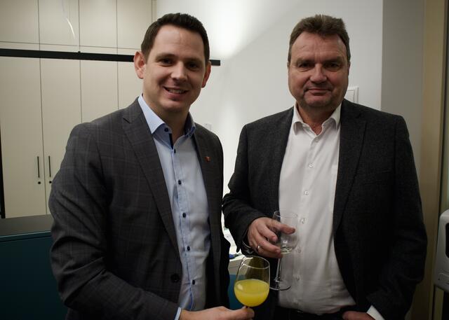 Bürgermeister von Neulengbach Jürgen Rummel mit Alt-Bürgermeister von Purkersdorf Karl Schlögl | Foto: Lauren Seywald / MeinBezirk