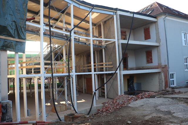 Baustelle zum Übergang von der Volks- zur Mittelschule bzw. PTS | Foto: Edith Ertl