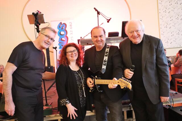 GR Sandra Goldberg mit den Tornados | Foto: Edith Ertl