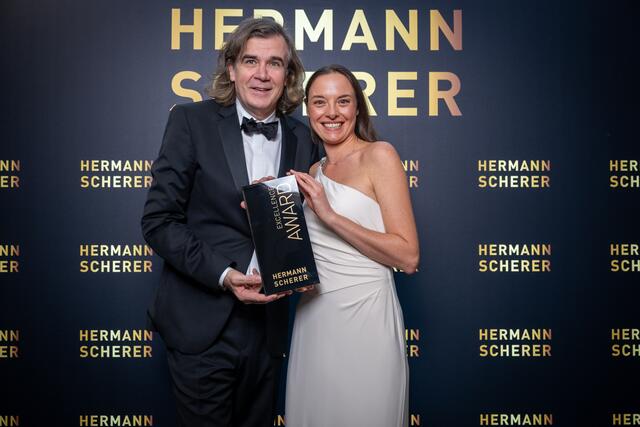 Internationaler Redner-Wettbewerb: Niederösterreicherin Stephanie Cekon holt Award nach Österreich.  | Foto: Justin Bockey