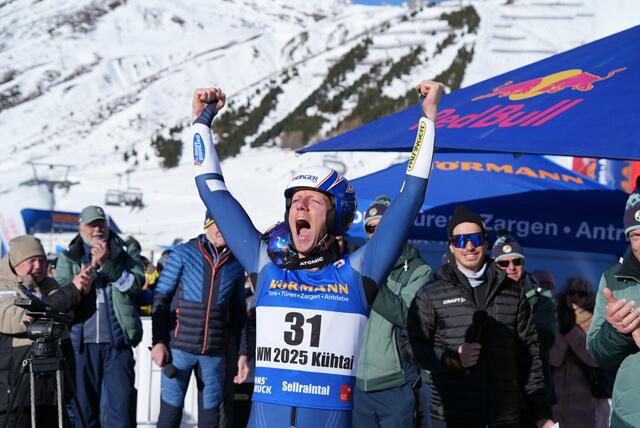 Ausgelassen jubelte Michael Scheikl über seine Goldmedaille. | Foto: Jana Zischg