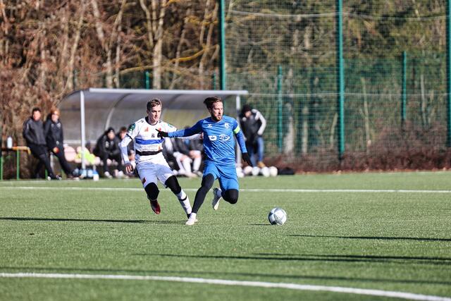 Ziel ist die OÖ-Liga: ASKÖ Oedt (blaues Trikot) will mit der zweiten Mannschaft in die höchste oberösterreichische Liga einziehen. | Foto: Reischl