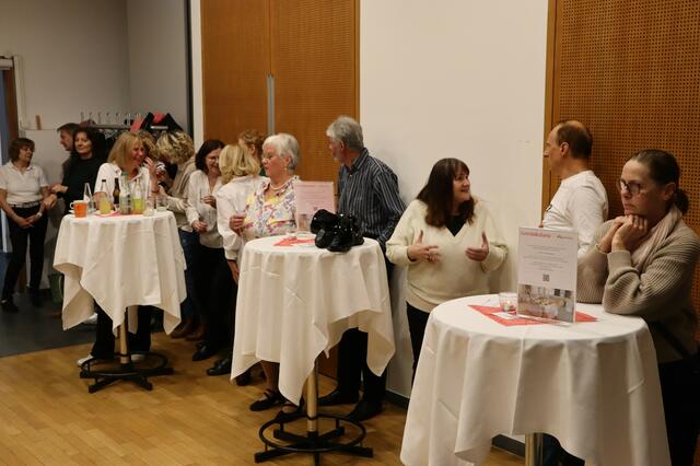 Muß Tanzen schön sein, wenn das Zuschauen schon solchen Spaß macht