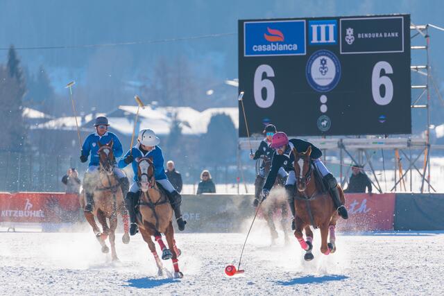 Foto: Snow Polo World Cup